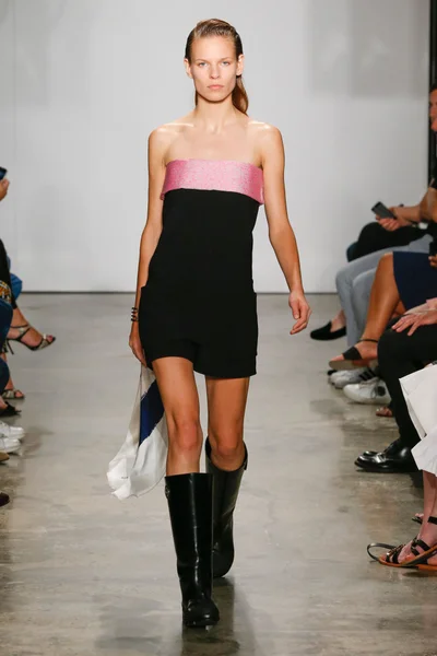 Look 5